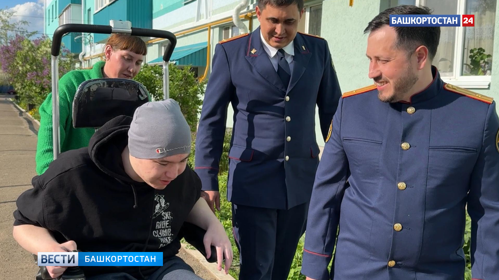 «Света белого не видел»: в Башкортостане следователи помогли инвалиду выходить на прогулки