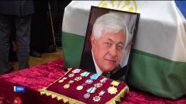 «Оставался уфимцем до последней минуты»: в башкирской столице простились с экс-мэром Павлом Качкаевым