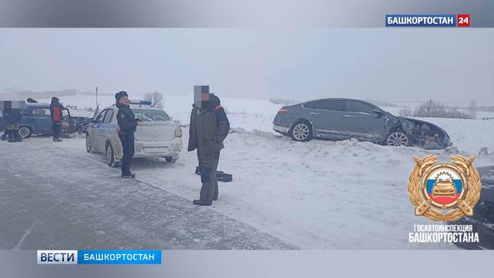 В Башкирии в условиях непогоды столкнулись два автомобиля: погиб пассажир | ГТРК «Башкортостан»